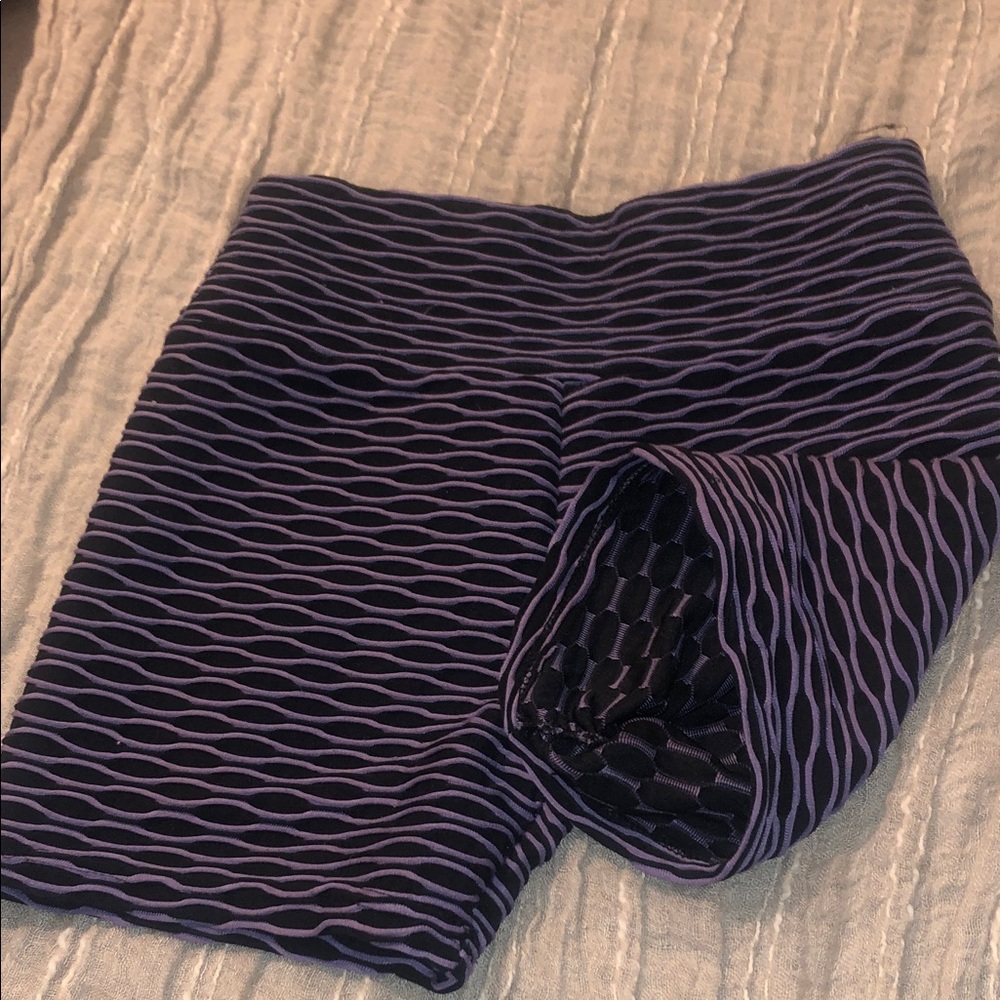 Bella Movement Chic Black and Purple Patterned Bike Shorts - Picture 3 of 3